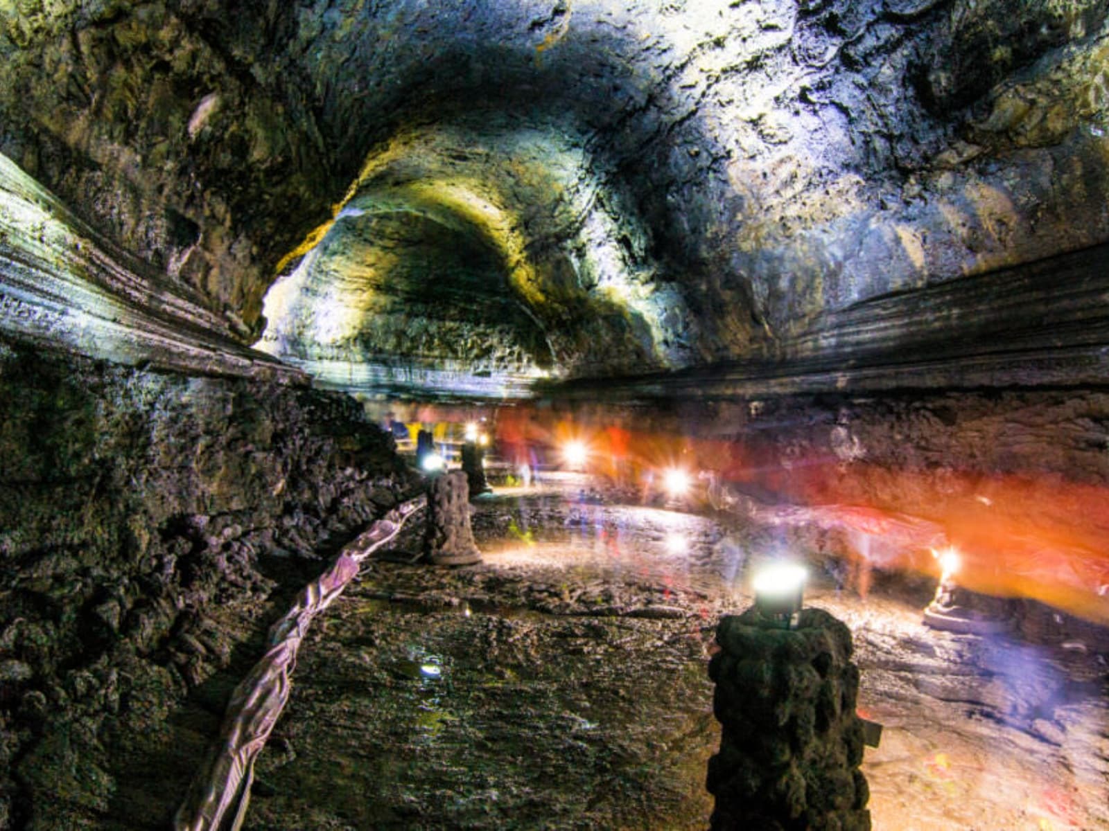 Manjanggul Cave in korea